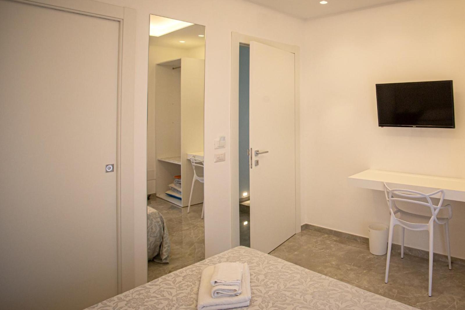 Forever Luxury Rooms กาสเตลลัมมาเร ดิ สตาเบีย ภายนอก รูปภาพ